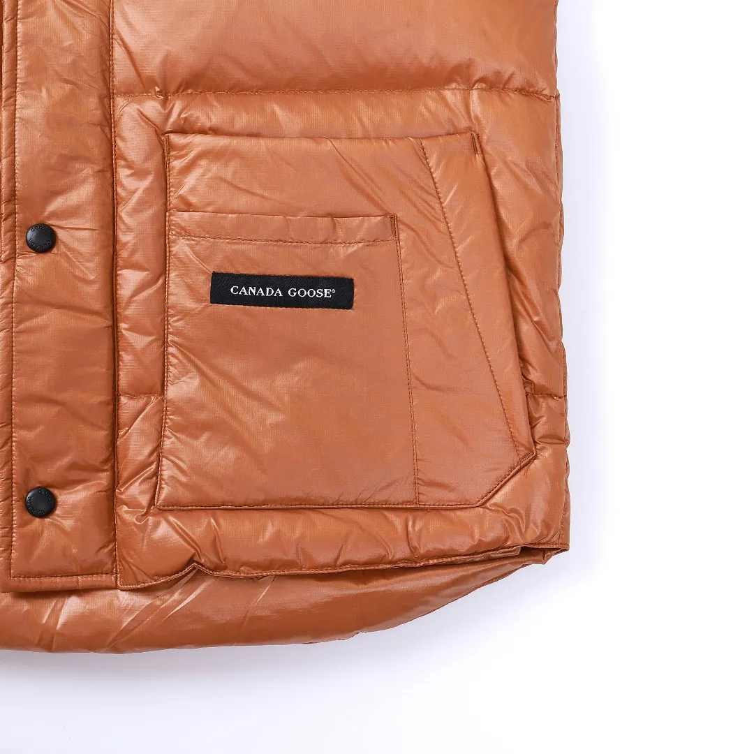 F Canada Goose/ Garson 10 ， ins 、 、 。 Canada Goose， ， ！ 90% ， ！ ， ， ！